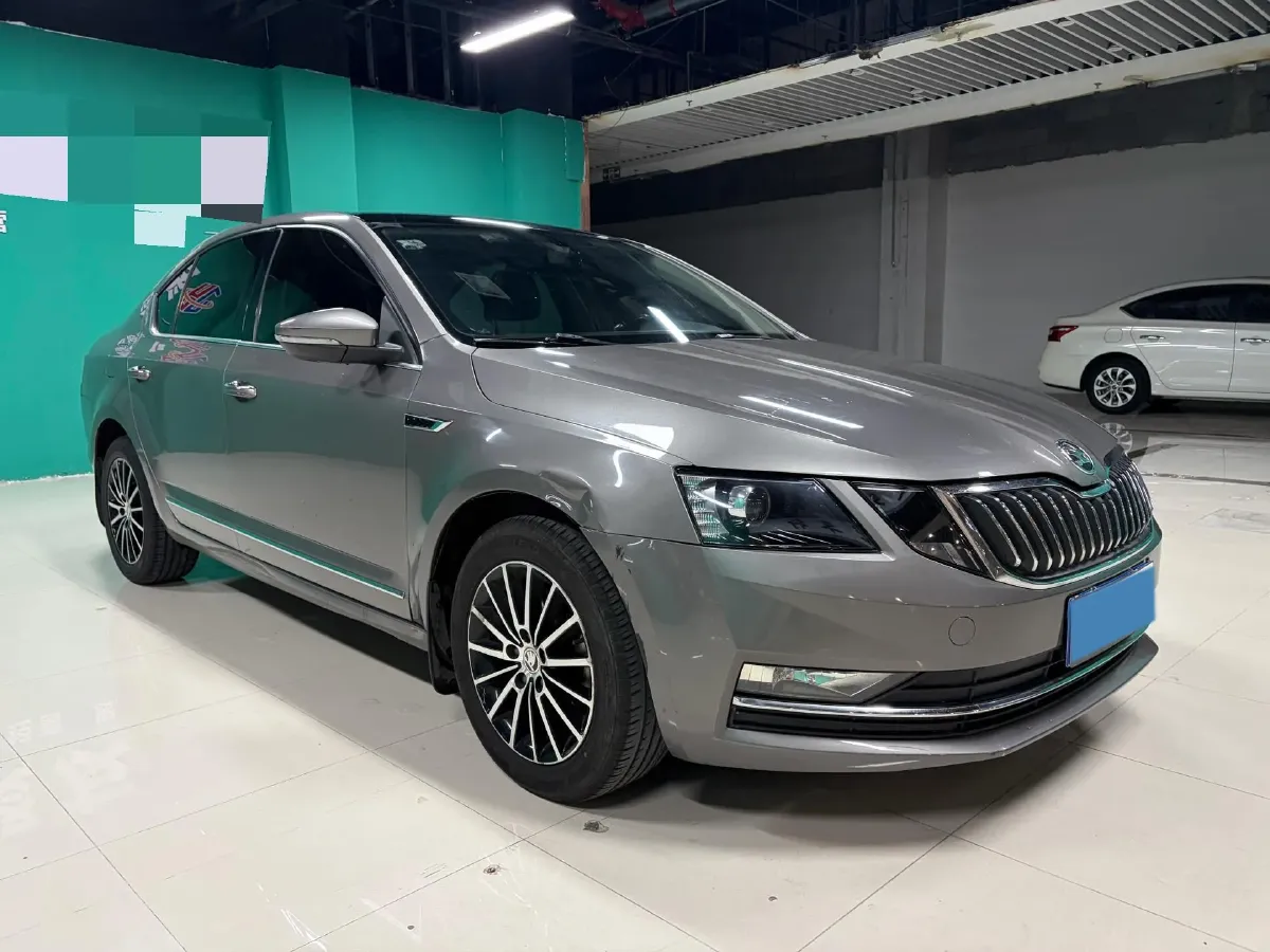 2018 Skoda Octavia 1.6L 110HP L4 6AT,autocango,china used car exporter,china ev exporter,chinese used car exporter,chinese used ev exporter