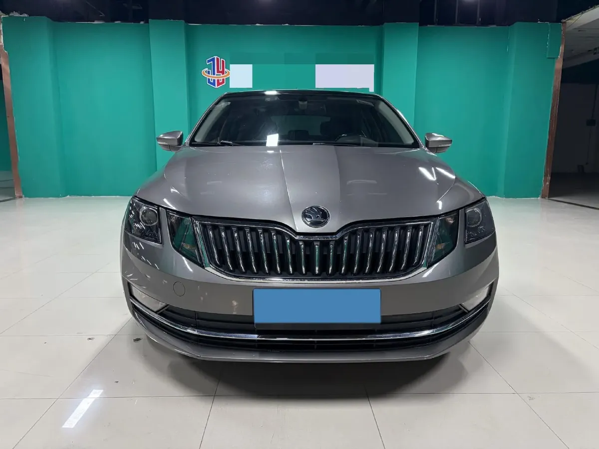 2018 Skoda Octavia 1.6L 110HP L4 6AT,autocango,china used car exporter,china ev exporter,chinese used car exporter,chinese used ev exporter