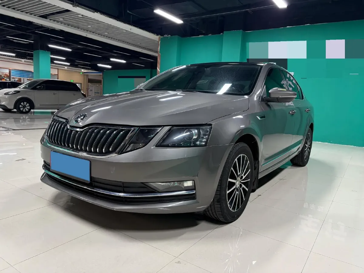 2018 Skoda Octavia 1.6L 110HP L4 6AT,autocango,china used car exporter,china ev exporter,chinese used car exporter,chinese used ev exporter