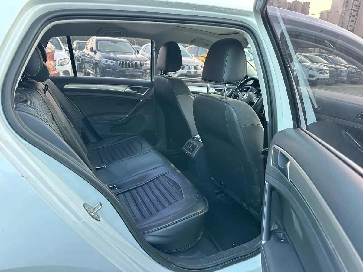 2018 Volkswagen Golf 1.4T 131HP L4 7DCT,autocango,china used car exporter,china ev exporter,chinese used car exporter,chinese used ev exporter