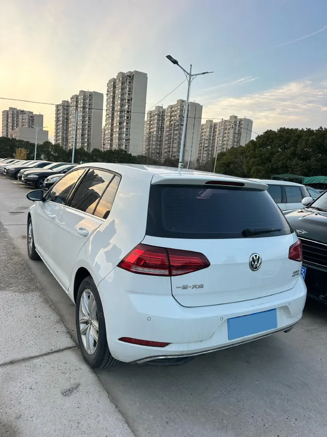 2018 Volkswagen Golf 1.4T 131HP L4 7DCT,autocango,china used car exporter,china ev exporter,chinese used car exporter,chinese used ev exporter