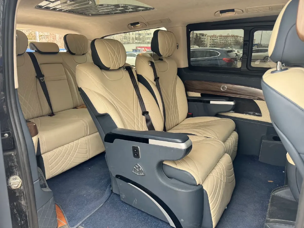 2021 Mercedes-Benz Vito 2.0T 211HP L4 9AT,autocango,china used car exporter,china ev exporter,chinese used car exporter,chinese used ev exporter