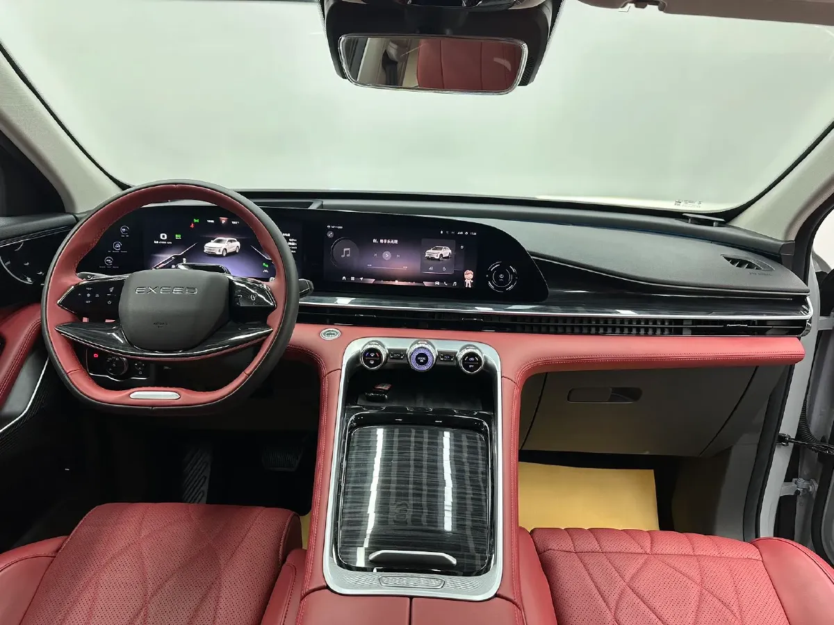 2023 Exceed RX 2.0T 261HP L4 8AT,autocango,china used car exporter,china ev exporter,chinese used car exporter,chinese used ev exporter