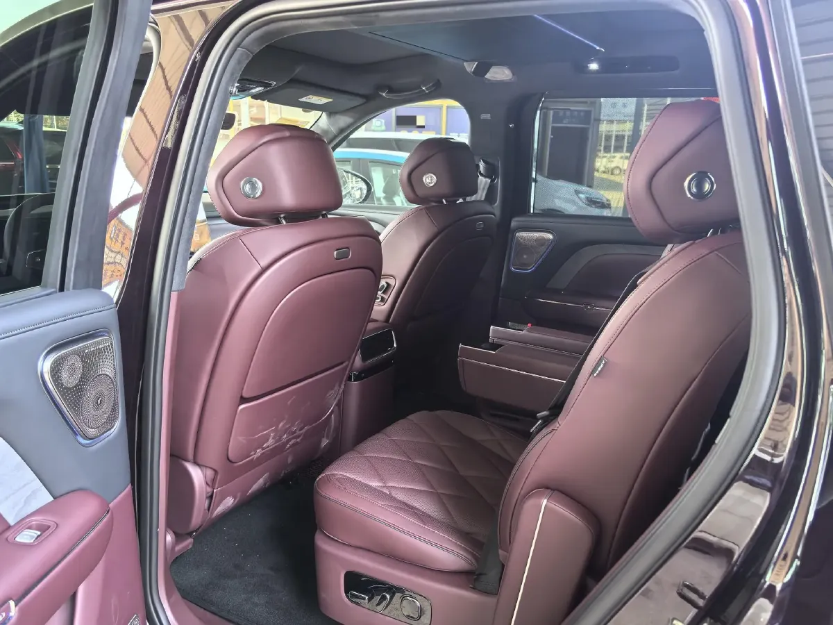 2026 Voyah 9L 1.5T 150HP L4 PHEV,autocango,china used car exporter,china ev exporter,chinese used car exporter,chinese used ev exporter