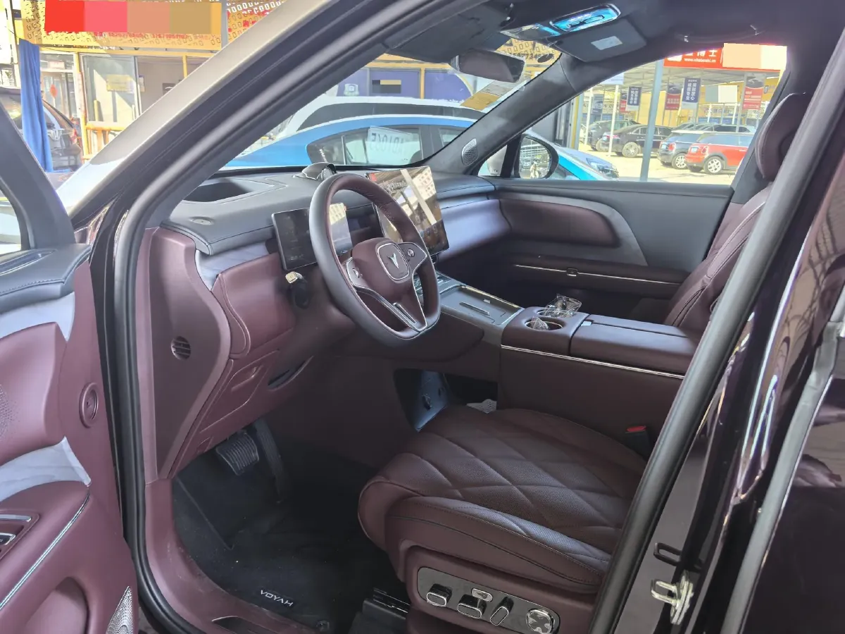 2026 Voyah 9L 1.5T 150HP L4 PHEV,autocango,china used car exporter,china ev exporter,chinese used car exporter,chinese used ev exporter