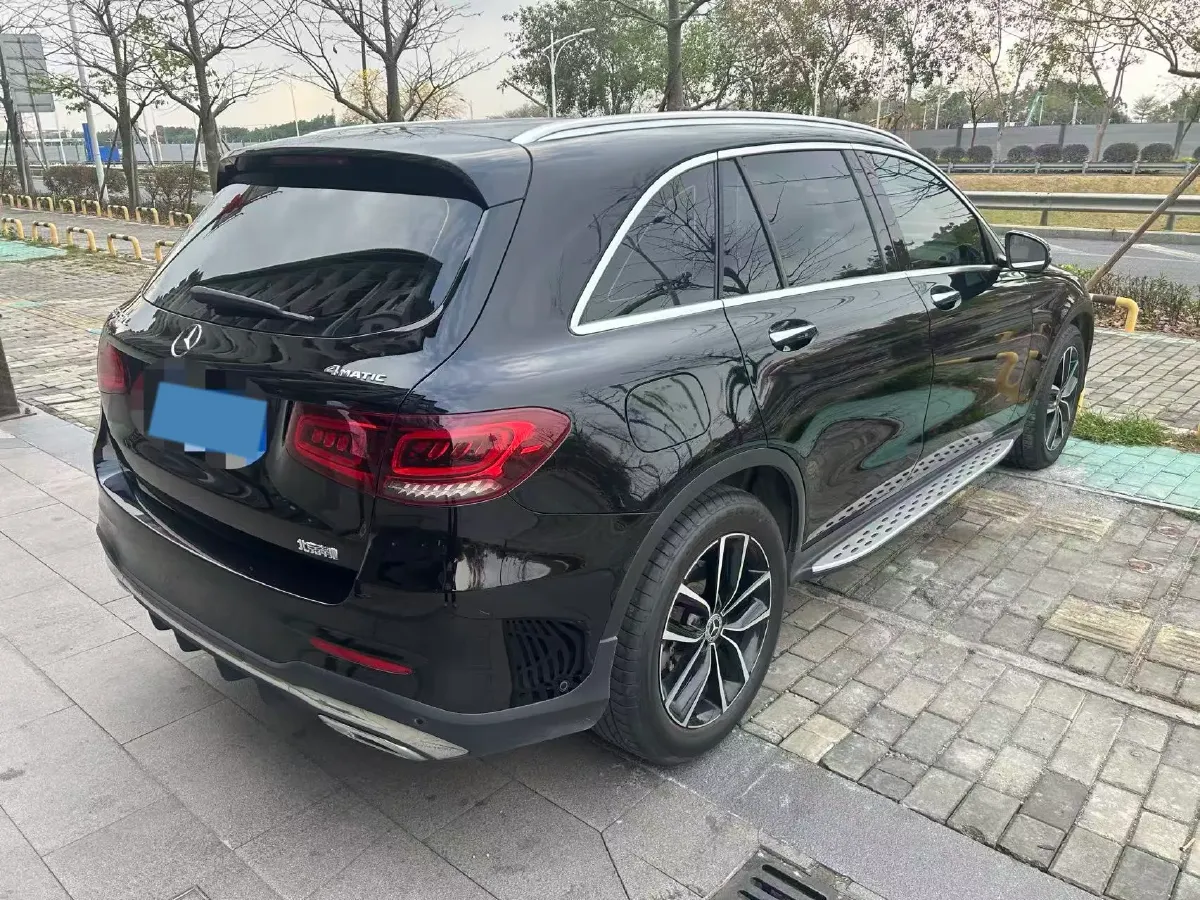 2021 Mercedes-Benz GLC Class 2.0T 197HP L4 9AT,autocango,china used car exporter,china ev exporter,chinese used car exporter,chinese used ev exporter
