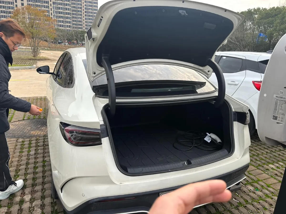 2024 BYD Seal 06 1.5L 101HP L4 E-CVT PHEV 15.87KWH,autocango,china used car exporter,china ev exporter,chinese used car exporter,chinese used ev exporter