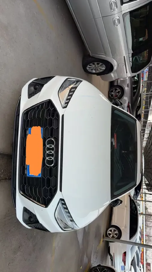 2022 Audi A4L 2.0T 190HP L4 7DCT,autocango,china used car exporter,china ev exporter,chinese used car exporter,chinese used ev exporter