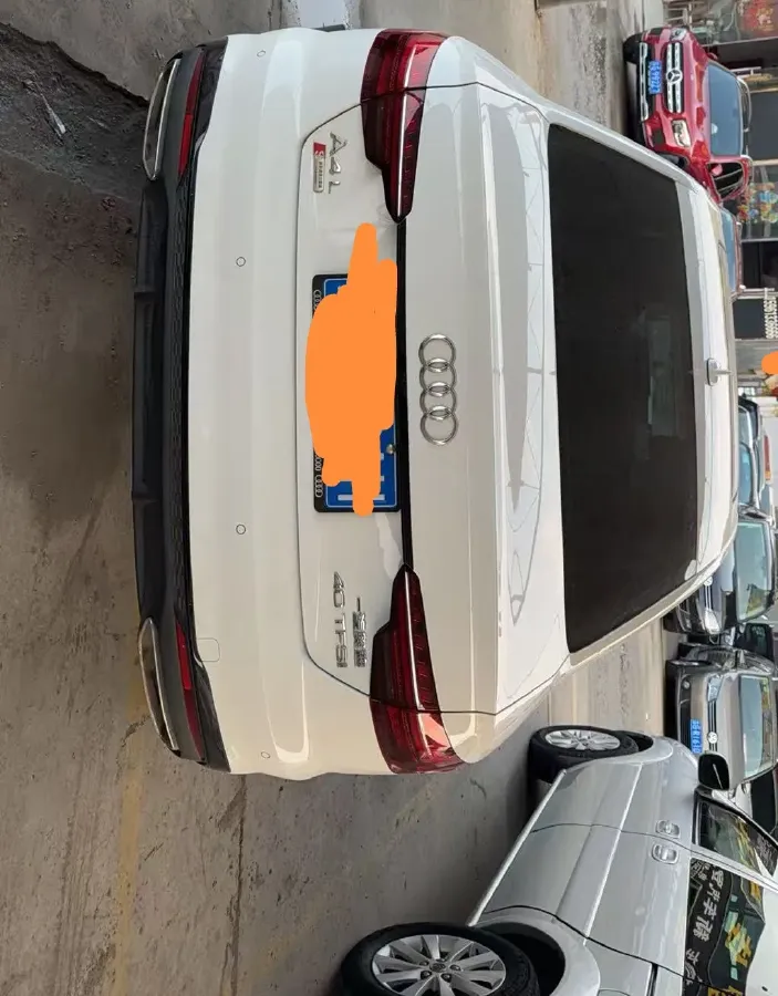 2022 Audi A4L 2.0T 190HP L4 7DCT,autocango,china used car exporter,china ev exporter,chinese used car exporter,chinese used ev exporter