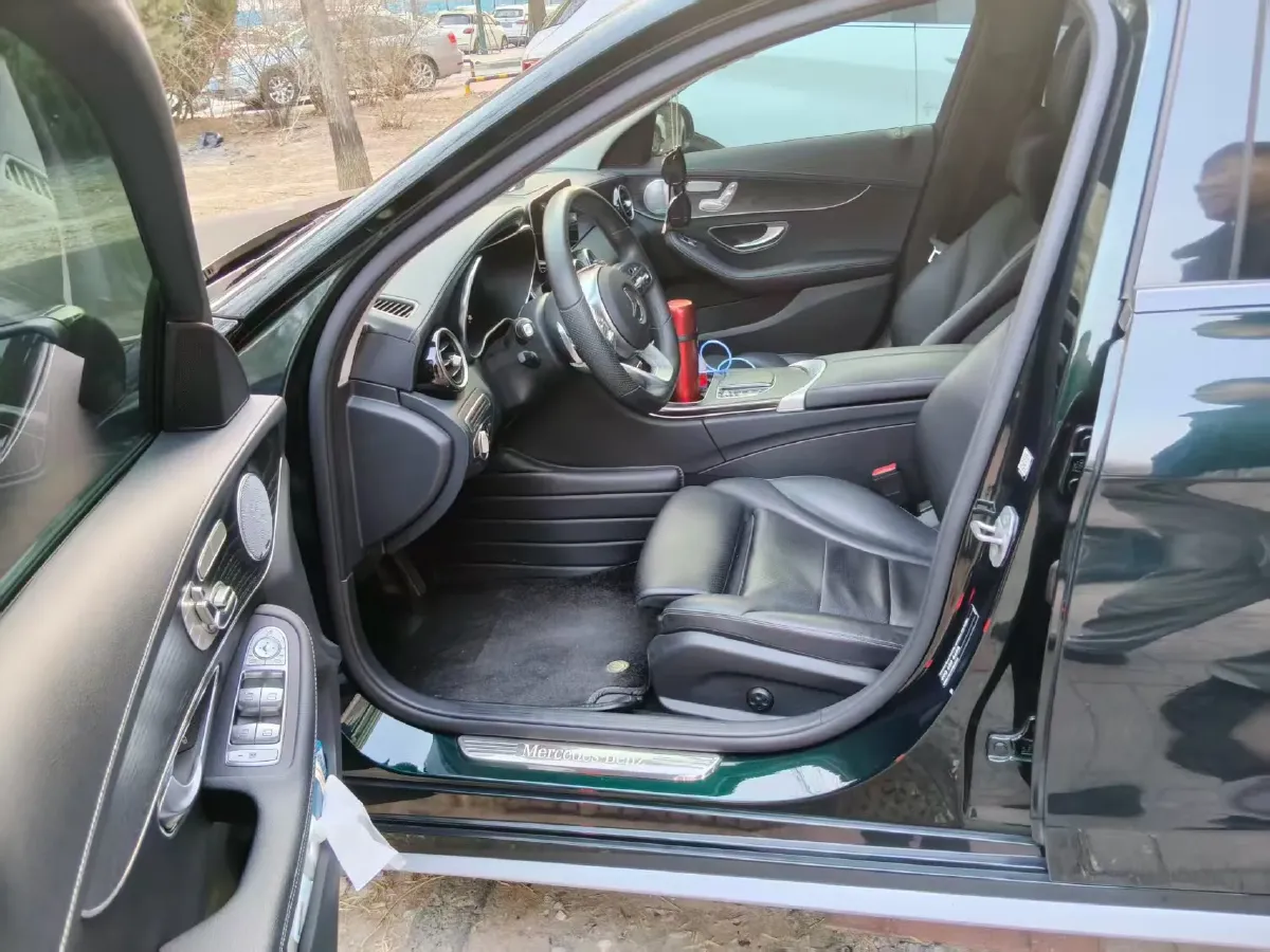 2021 Mercedes-Benz C Class 1.5T 184HP L4 9AT,autocango,china used car exporter,china ev exporter,chinese used car exporter,chinese used ev exporter