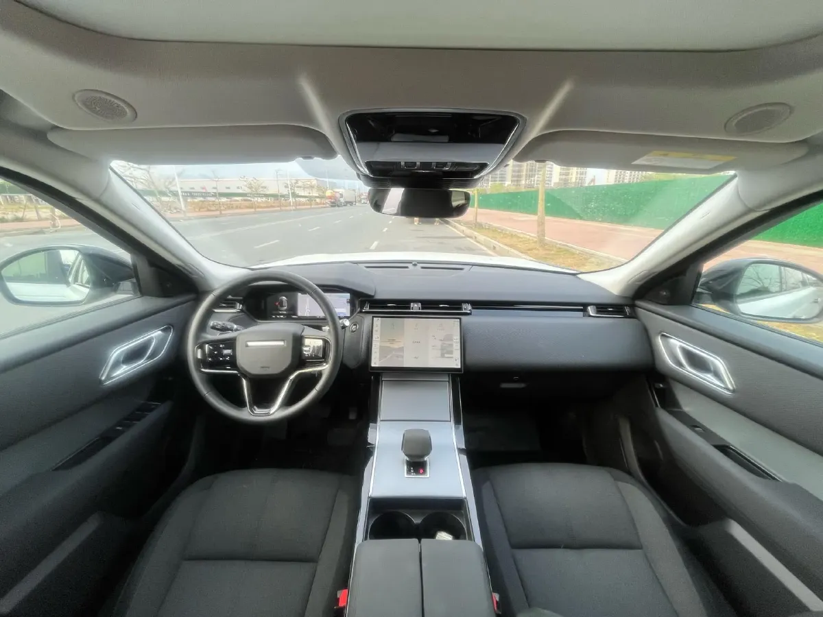 2024 Land Rover Range Rover Velar 2.0T 250HP L4 8AT,autocango,china used car exporter,china ev exporter,chinese used car exporter,chinese used ev exporter