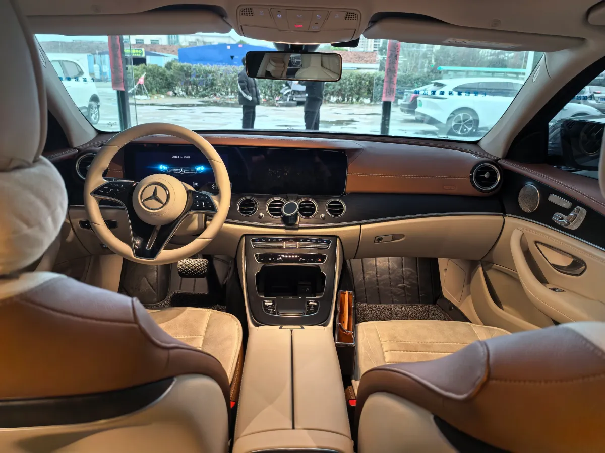 2022 Mercedes-Benz E Class 2.0T 258HP L4 9AT,autocango,china used car exporter,china ev exporter,chinese used car exporter,chinese used ev exporter