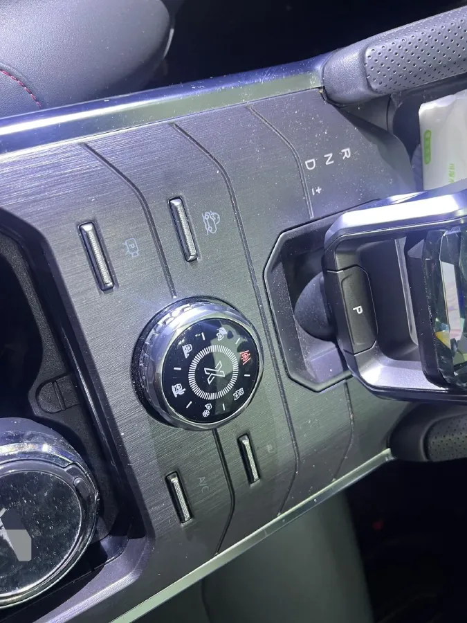 2023 Jetour Traveller 2.0T 254HP L4 7DCT,autocango,china used car exporter,china ev exporter,chinese used car exporter,chinese used ev exporter