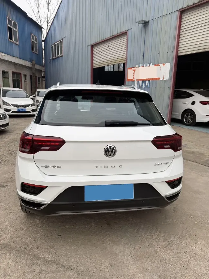 2021 Volkswagen T-Roc 1.4T 150HP L4 7DCT,autocango,china used car exporter,china ev exporter,chinese used car exporter,chinese used ev exporter