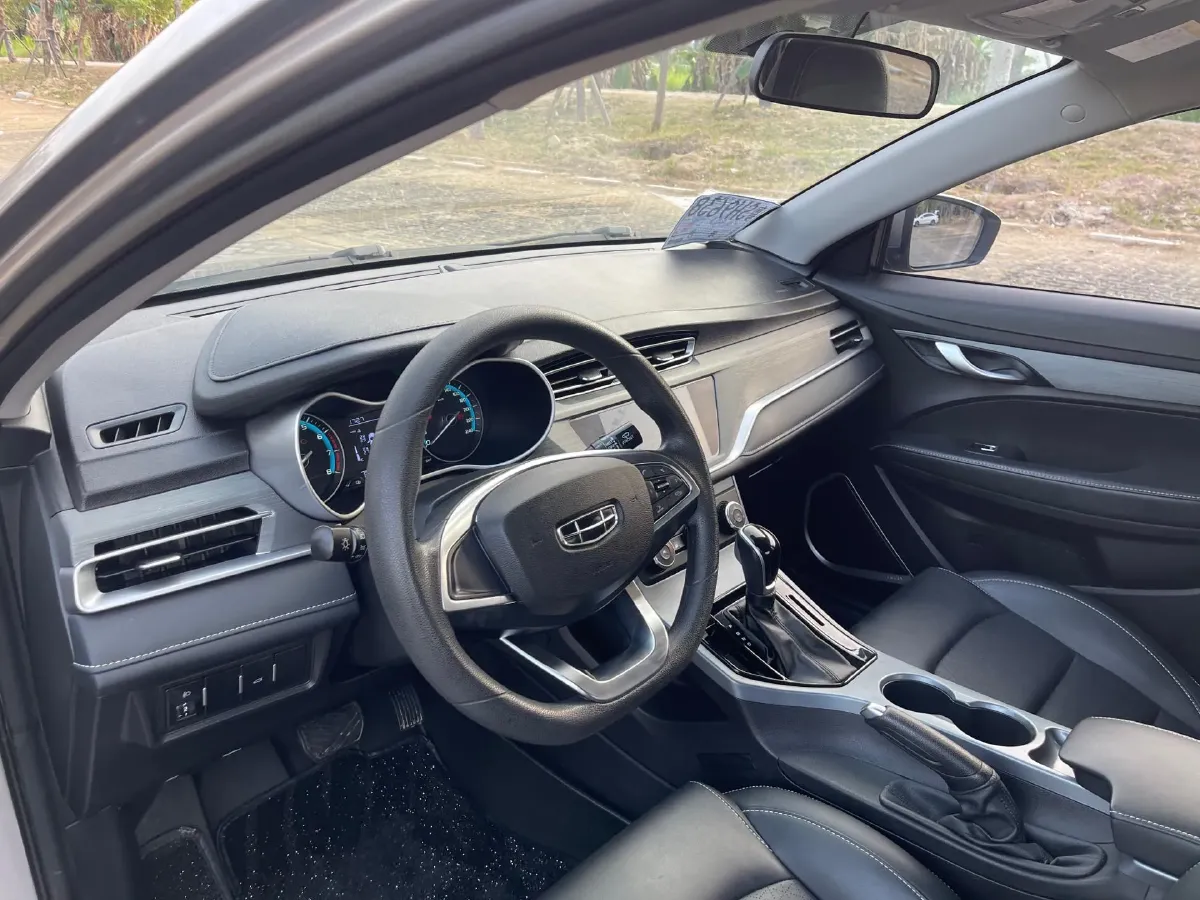 2021 Geely Emgrand 1.5L 109HP L4 CVT,autocango,china used car exporter,china ev exporter,chinese used car exporter,chinese used ev exporter