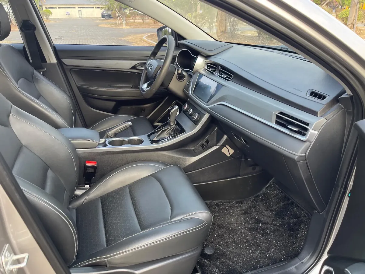 2021 Geely Emgrand 1.5L 109HP L4 CVT,autocango,china used car exporter,china ev exporter,chinese used car exporter,chinese used ev exporter