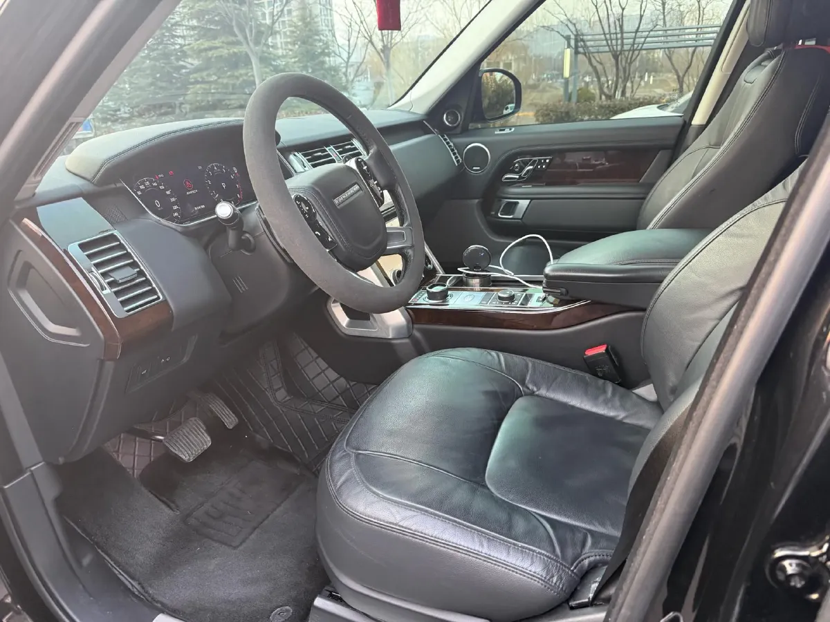 2022 Land Rover Range Rover 3.0T 360HP L6 8AT,autocango,china used car exporter,china ev exporter,chinese used car exporter,chinese used ev exporter