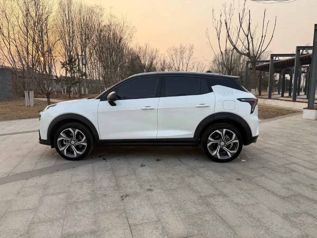 2023 LYNK&CO 06 1.5T 181HP L4 7DCT,autocango,china used car exporter,china ev exporter,chinese used car exporter,chinese used ev exporter