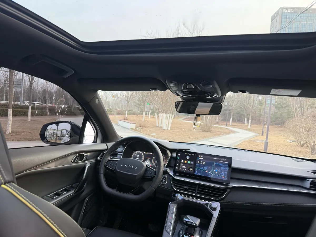 2023 LYNK&CO 06 1.5T 181HP L4 7DCT,autocango,china used car exporter,china ev exporter,chinese used car exporter,chinese used ev exporter