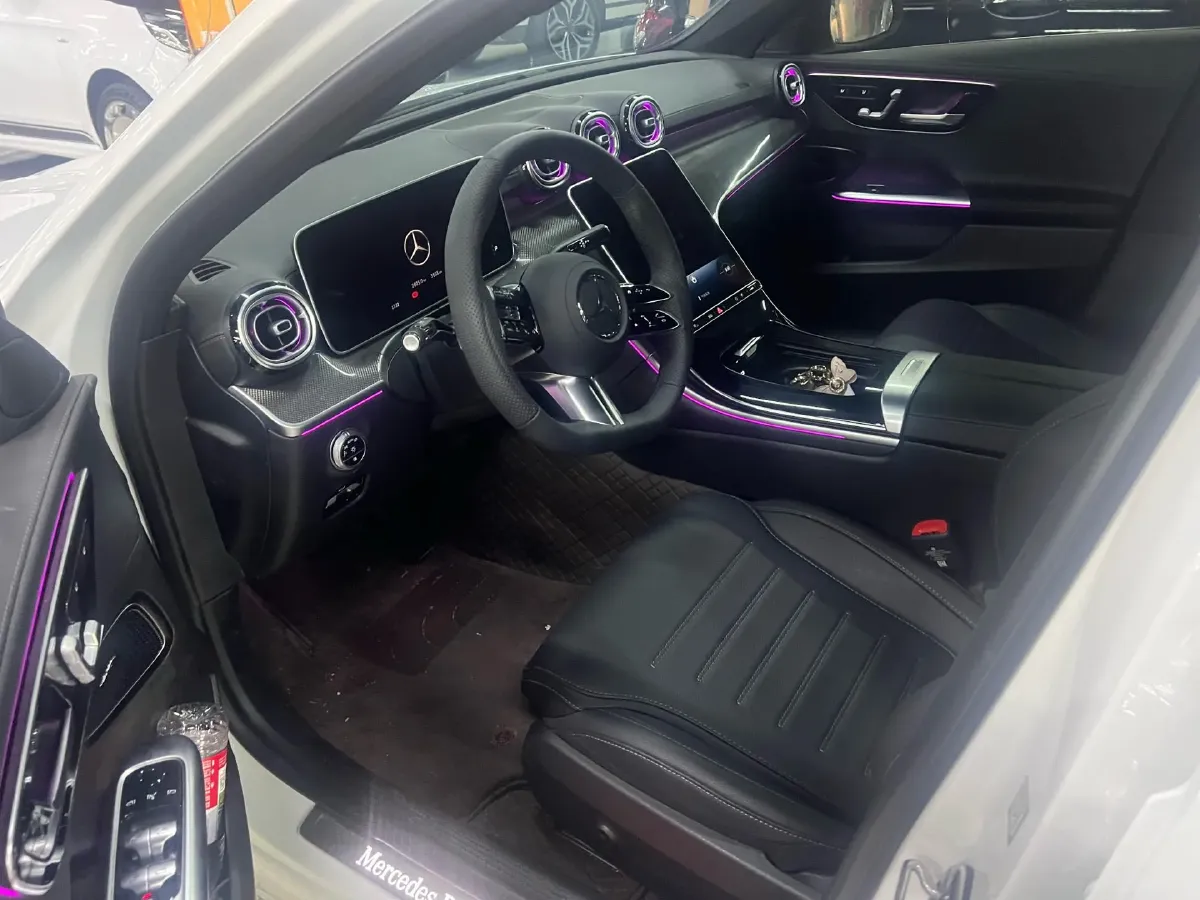 2025 Mercedes-Benz C Class 1.5T 204HP L4 9AT,autocango,china used car exporter,china ev exporter,chinese used car exporter,chinese used ev exporter