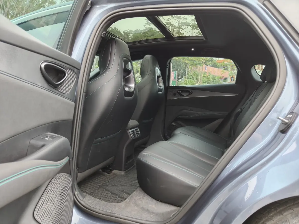 2025 BYD Seal06 1.5L 101HP L4 E-CVT PHEV 10.08KWH,autocango,china used car exporter,china ev exporter,chinese used car exporter,chinese used ev exporter