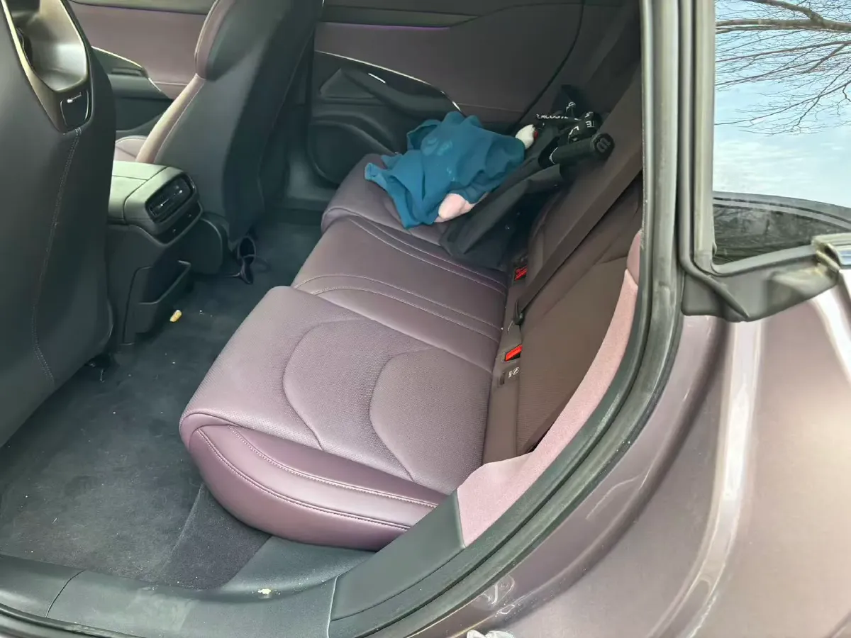 2024 MI SU7 BEV 94.3KWH,autocango,china used car exporter,china ev exporter,chinese used car exporter,chinese used ev exporter