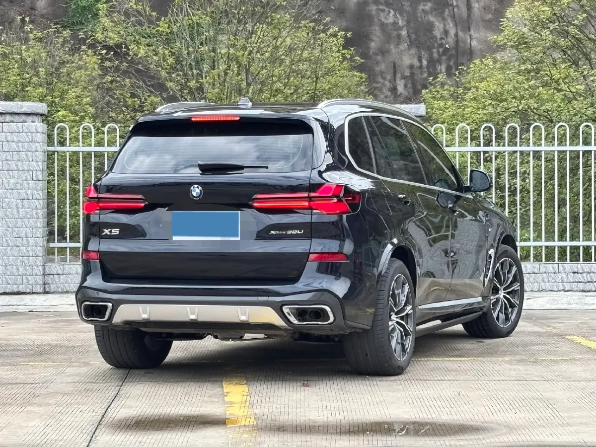 2023 BMW X5 2.0T 258HP L4 8AT,autocango,china used car exporter,china ev exporter,chinese used car exporter,chinese used ev exporter