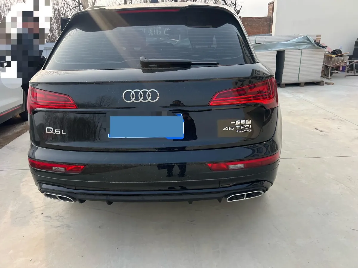 2025 Audi Q5L 2.0T 190HP L4 7DCT,autocango,china used car exporter,china ev exporter,chinese used car exporter,chinese used ev exporter