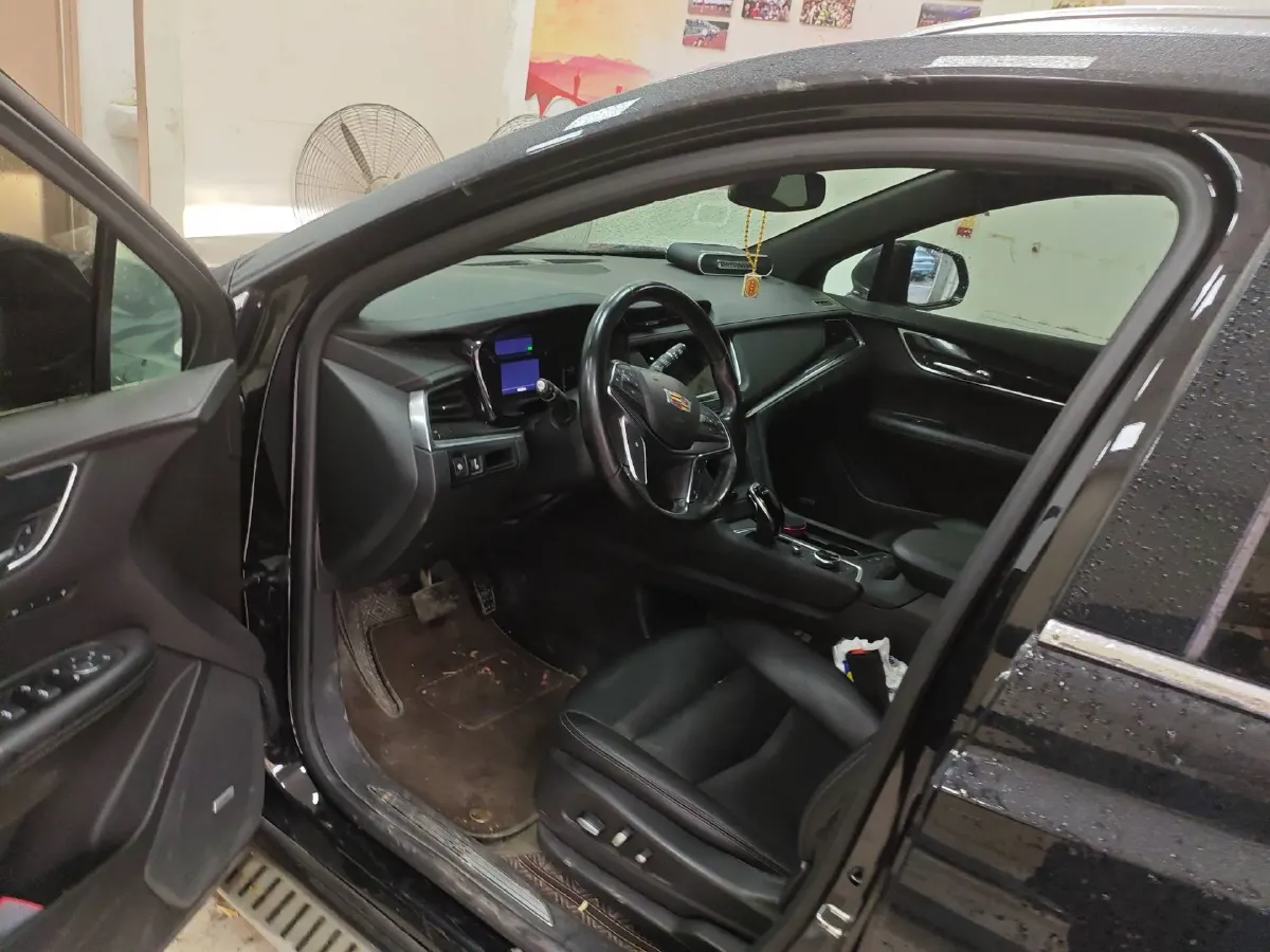 2021 Cadillac XT5 2.0T 237HP L4 9AT,autocango,china used car exporter,china ev exporter,chinese used car exporter,chinese used ev exporter