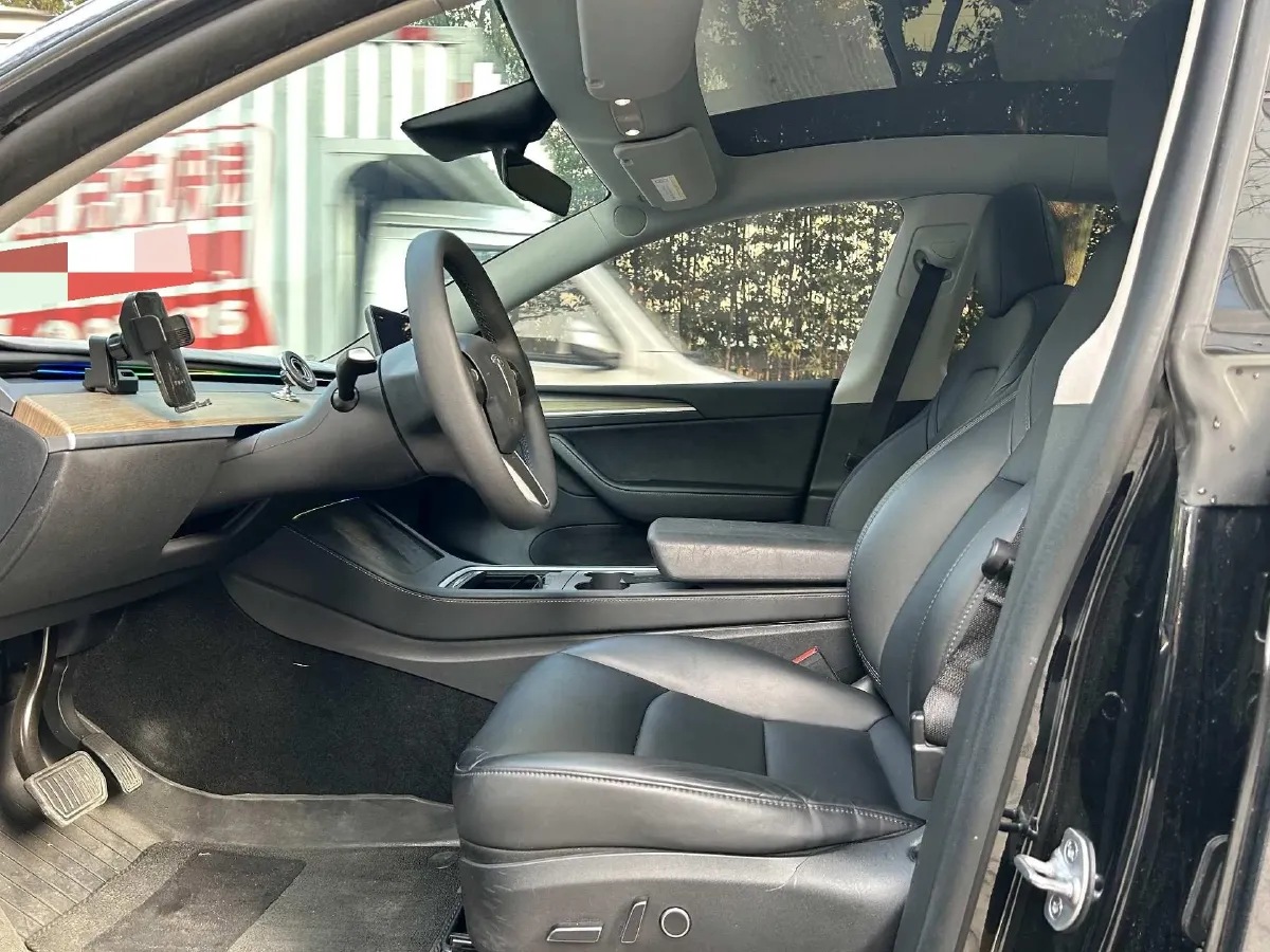 2022 Tesla Model Y BEV 60KWH,autocango,china used car exporter,china ev exporter,chinese used car exporter,chinese used ev exporter