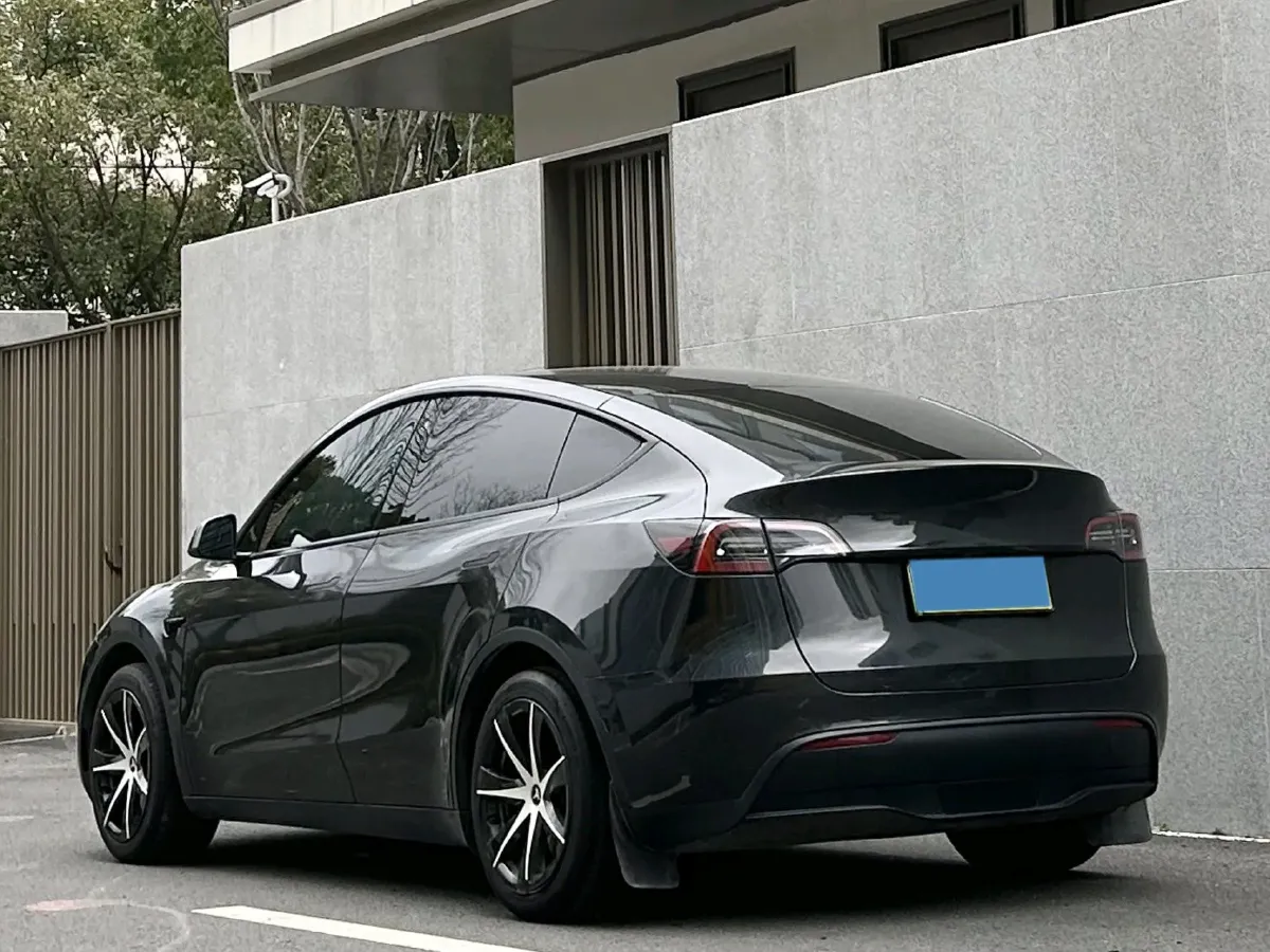 2022 Tesla Model Y BEV 60KWH,autocango,china used car exporter,china ev exporter,chinese used car exporter,chinese used ev exporter