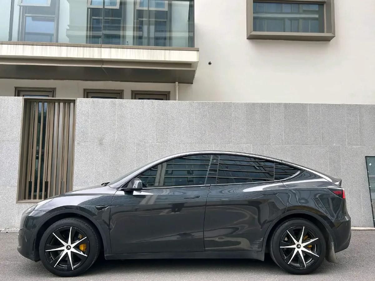 2022 Tesla Model Y BEV 60KWH,autocango,china used car exporter,china ev exporter,chinese used car exporter,chinese used ev exporter