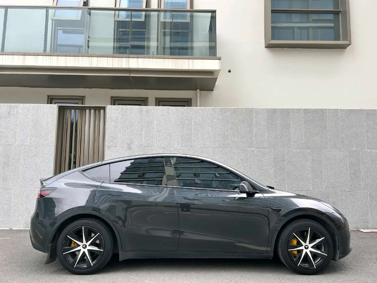 2022 Tesla Model Y BEV 60KWH,autocango,china used car exporter,china ev exporter,chinese used car exporter,chinese used ev exporter