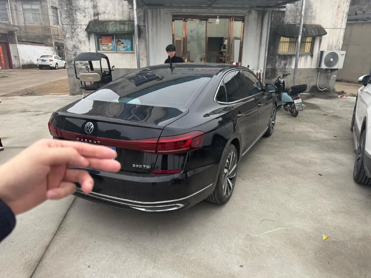 2023 Volkswagen Passat 2.0T 186HP L4 7DCT,autocango,china used car exporter,china ev exporter,chinese used car exporter,chinese used ev exporter