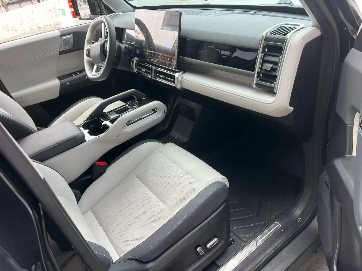 2024 iCAR iCAR 03 BEV 69.77KWH,autocango,china used car exporter,china ev exporter,chinese used car exporter,chinese used ev exporter