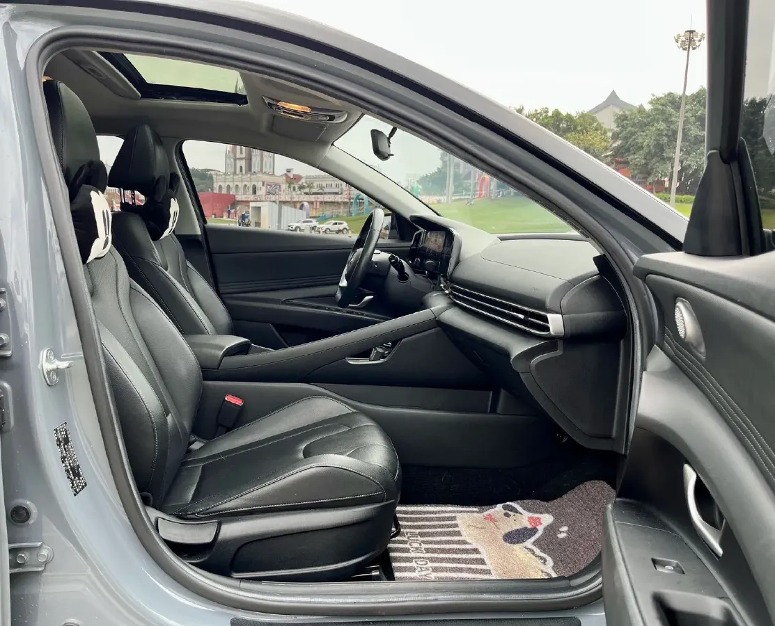 2021 Hyundai Elantra 1.5L 115HP L4 CVT,autocango,china used car exporter,china ev exporter,chinese used car exporter,chinese used ev exporter