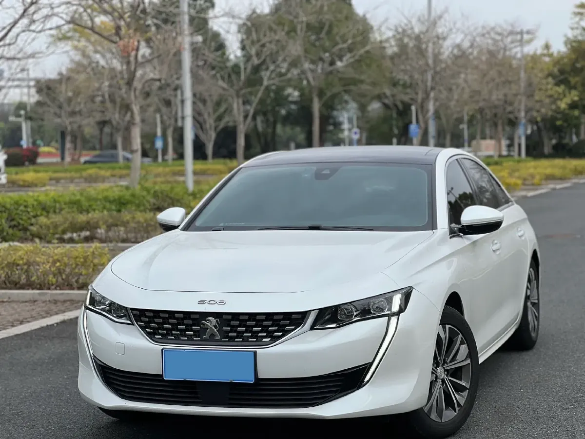 2022 Peugeot 508 1.6T 170HP L4 6AT,autocango,china used car exporter,china ev exporter,chinese used car exporter,chinese used ev exporter