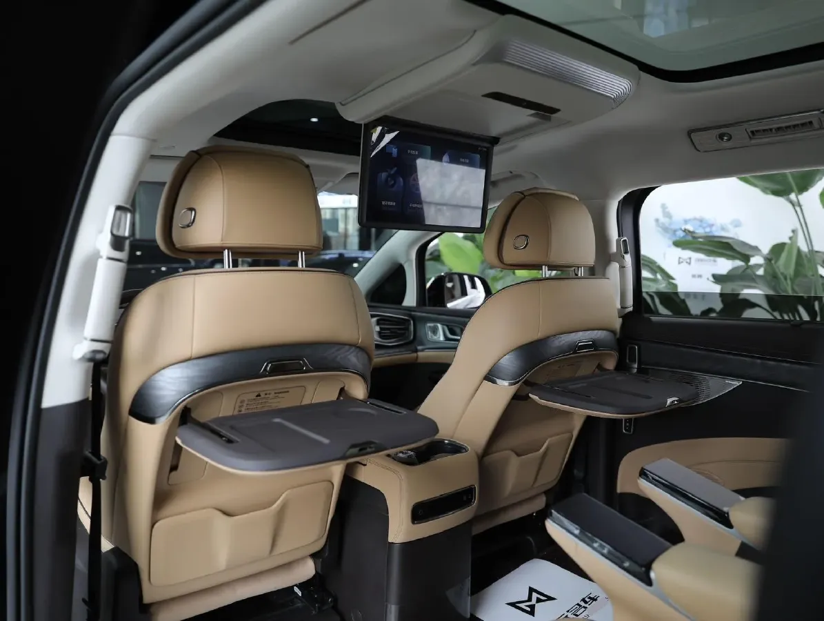 2024 Denza D9 1.5T 139HP L4 E-CVT PHEV 40KWH,autocango,china used car exporter,china ev exporter,chinese used car exporter,chinese used ev exporter