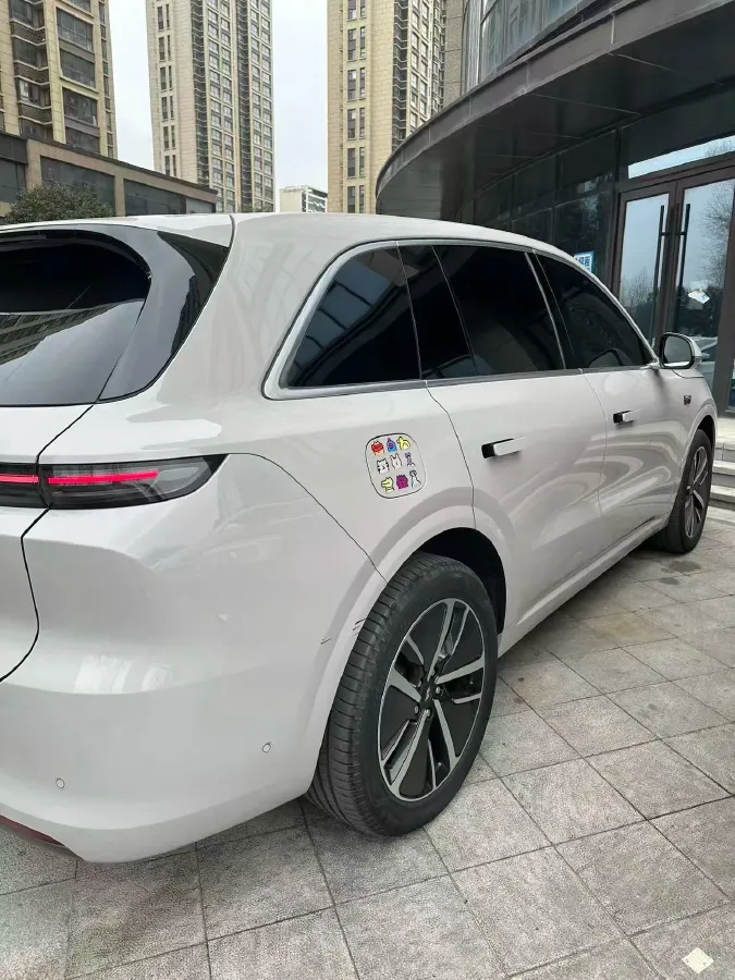 2024 Li L6 Range Extended 154HP L4 REEV 36.8KWH,autocango,china used car exporter,china ev exporter,chinese used car exporter,chinese used ev exporter
