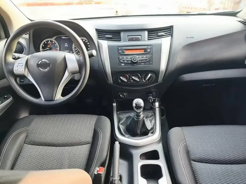 2021 Nissan Navara 2.5L 190HP L4 6MT,autocango,china used car exporter,china ev exporter,chinese used car exporter,chinese used ev exporter