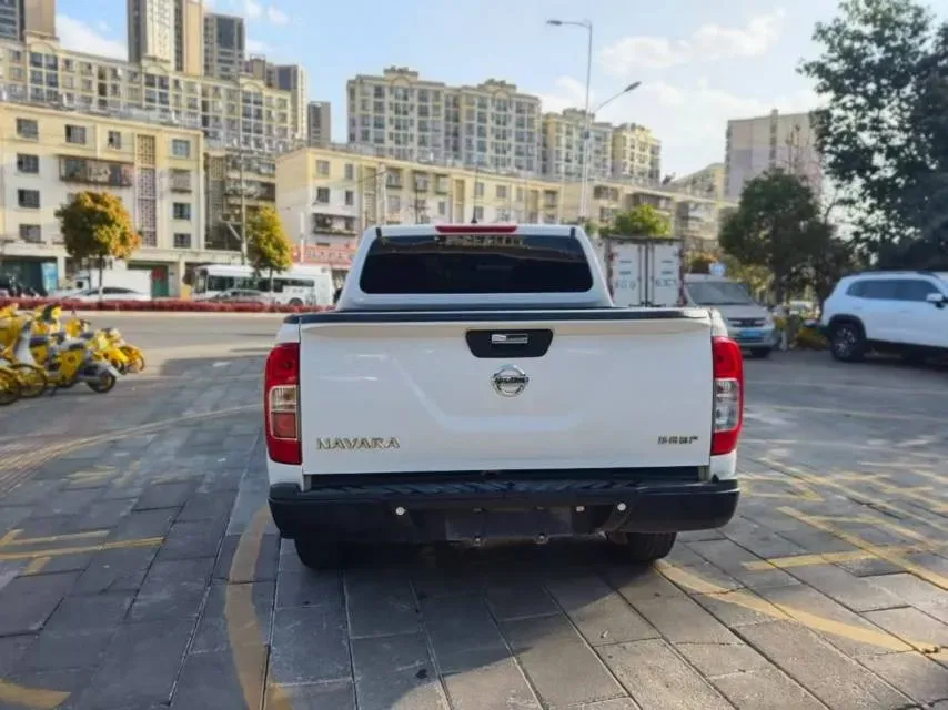 2021 Nissan Navara 2.5L 190HP L4 6MT,autocango,china used car exporter,china ev exporter,chinese used car exporter,chinese used ev exporter