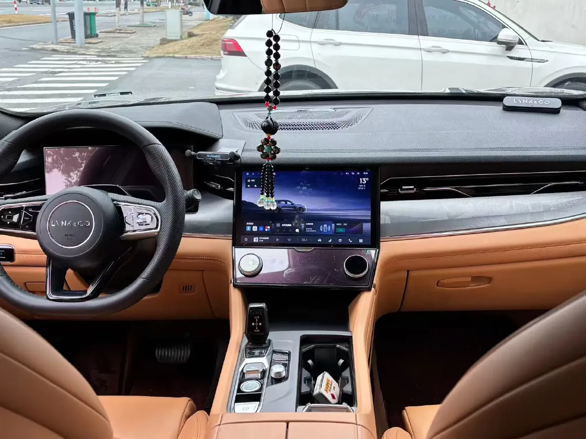 2024 LYNK&CO 09 2.0T 254HP L4 8AT,autocango,china used car exporter,china ev exporter,chinese used car exporter,chinese used ev exporter