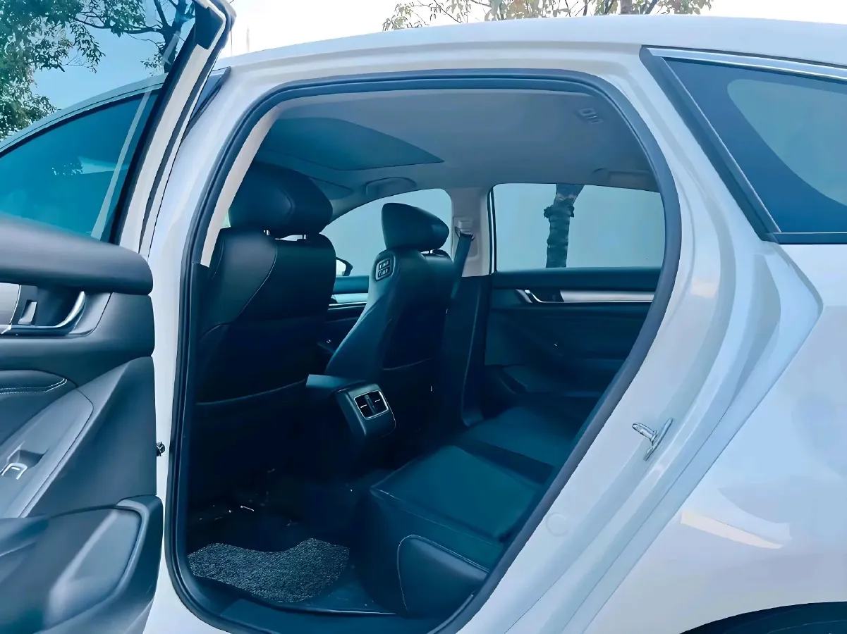 2018 Honda Accord 2.0L 146HP L4 E-CVT Hybrid,autocango,china used car exporter,china ev exporter,chinese used car exporter,chinese used ev exporter