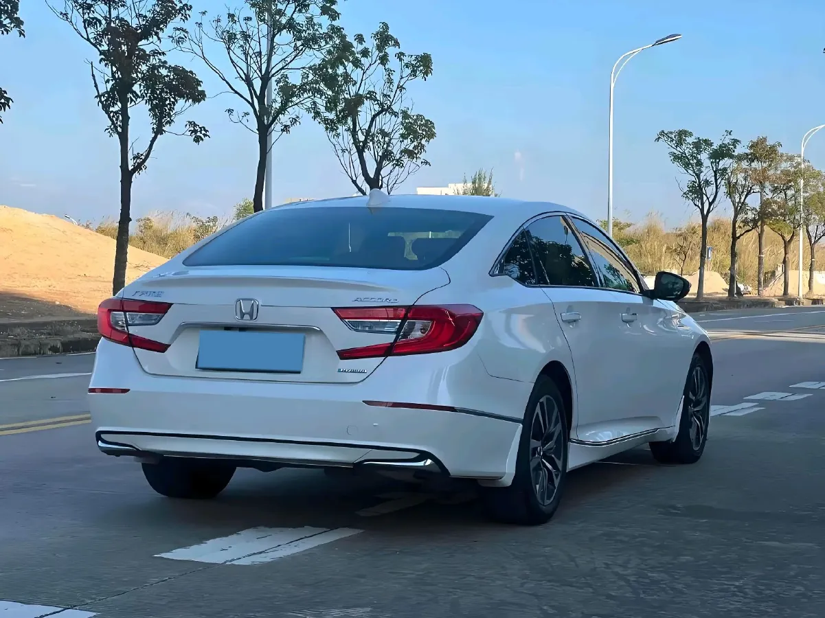 2018 Honda Accord 2.0L 146HP L4 E-CVT Hybrid,autocango,china used car exporter,china ev exporter,chinese used car exporter,chinese used ev exporter