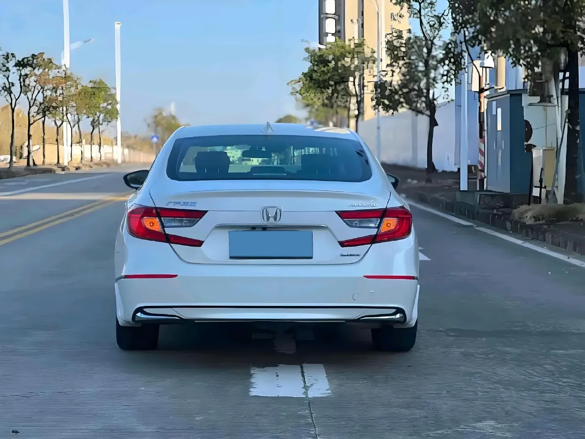 2018 Honda Accord 2.0L 146HP L4 E-CVT Hybrid,autocango,china used car exporter,china ev exporter,chinese used car exporter,chinese used ev exporter