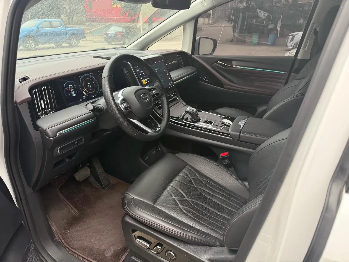 2024 GAC Trumpchi M8 2.0T 252HP L4 8AT,autocango,china used car exporter,china ev exporter,chinese used car exporter,chinese used ev exporter