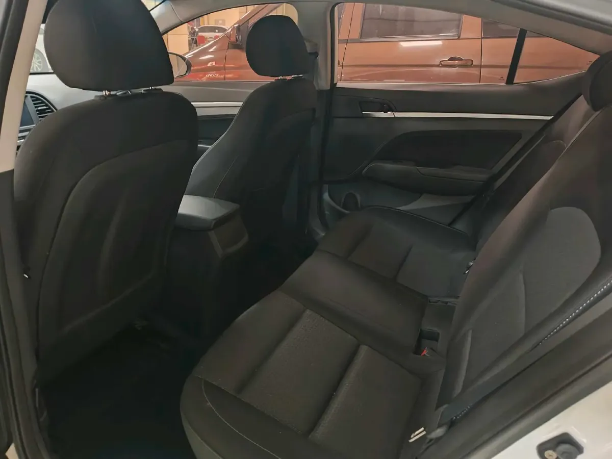 2016 Hyundai Elantra 1.6L 130HP L4 6AT,autocango,china used car exporter,china ev exporter,chinese used car exporter,chinese used ev exporter