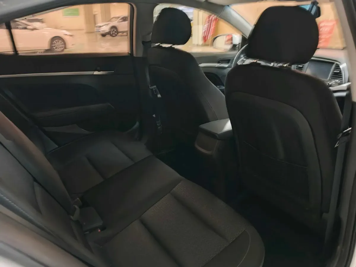 2016 Hyundai Elantra 1.6L 130HP L4 6AT,autocango,china used car exporter,china ev exporter,chinese used car exporter,chinese used ev exporter