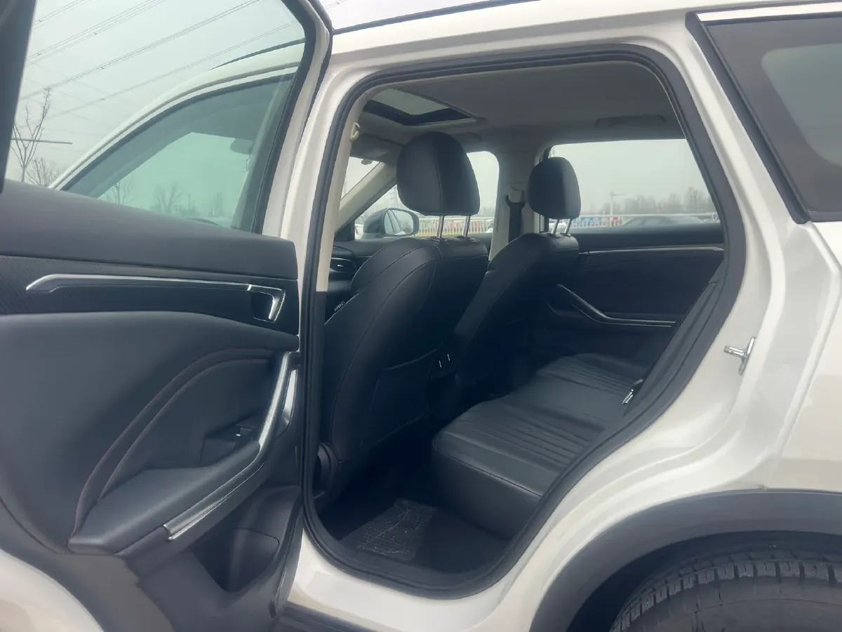 2022 Bestune T55 1.5T 169HP L4 7DCT,autocango,china used car exporter,china ev exporter,chinese used car exporter,chinese used ev exporter