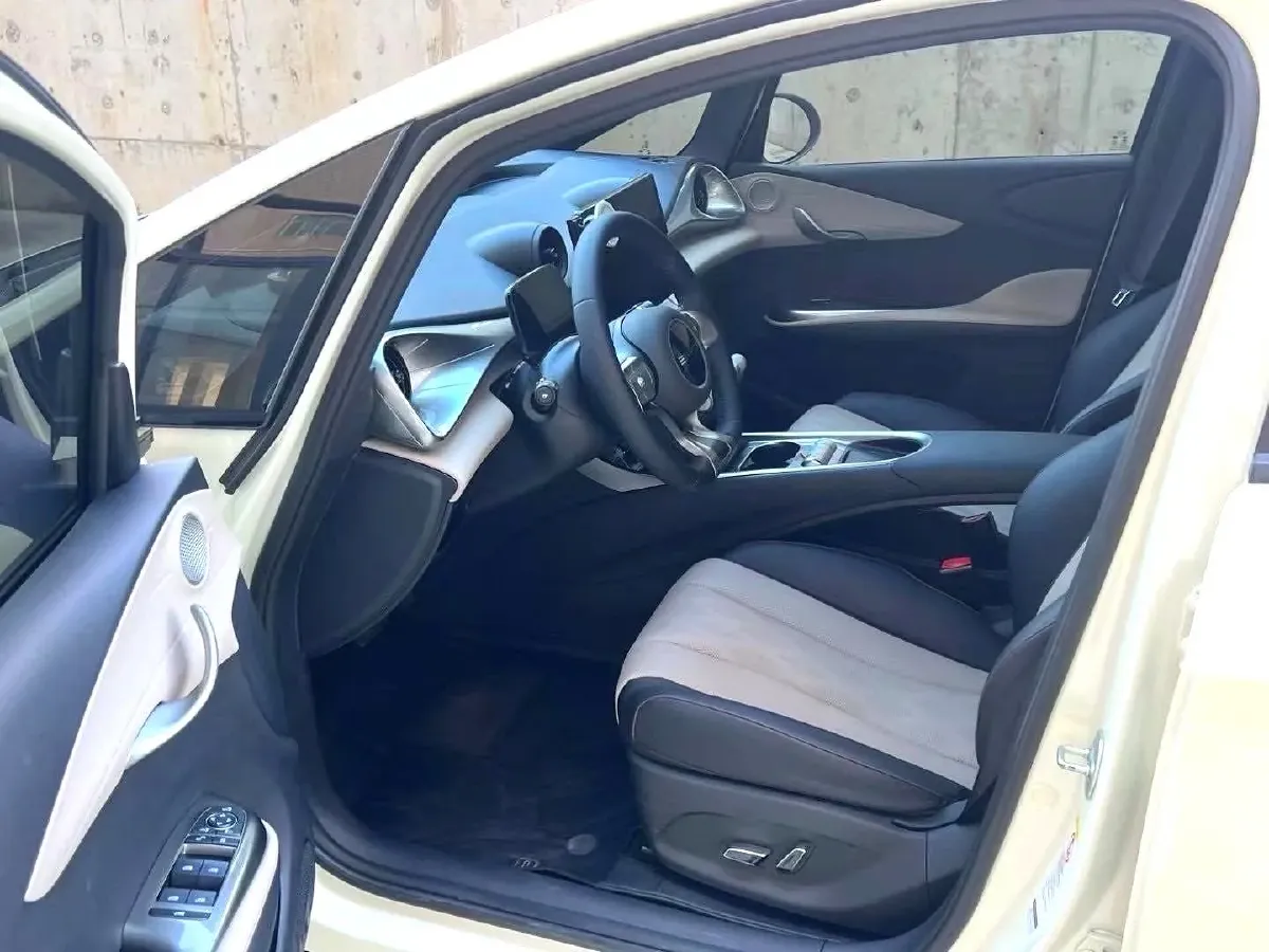 2023 BYD Dolphin BEV 44.928KWH,autocango,china used car exporter,china ev exporter,chinese used car exporter,chinese used ev exporter